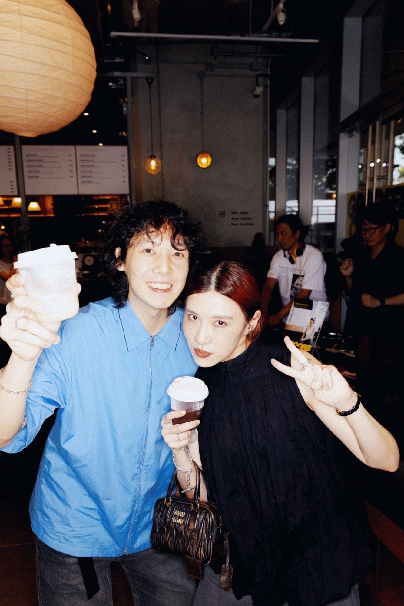 Friends posing together at the Grooffee Corner event
