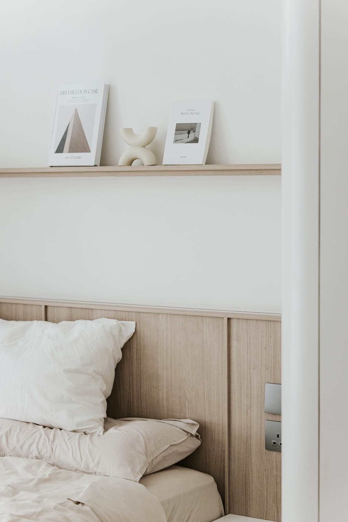 Kai Chuen Court bedroom shelf and bed detail